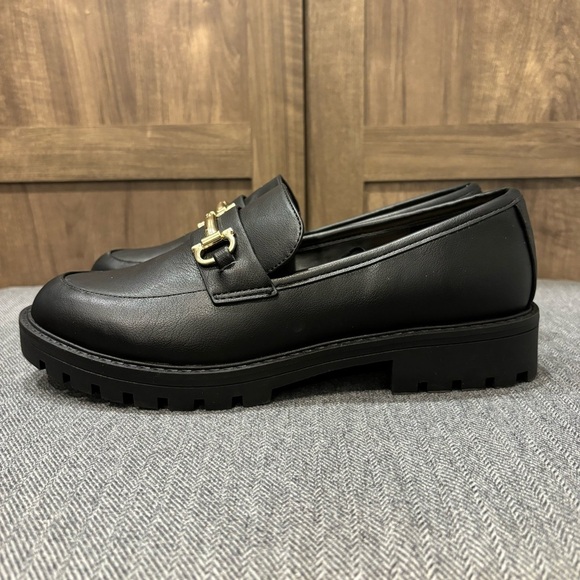 Loft Outlet 8 lug Sole Loafers Black gold horse bit hardware - Picture 1 of 12